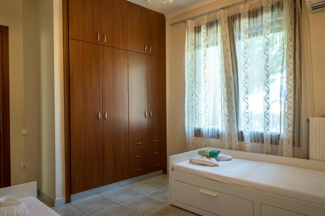 Blue Thea Luxury Villa In Afitos Zewnętrze zdjęcie